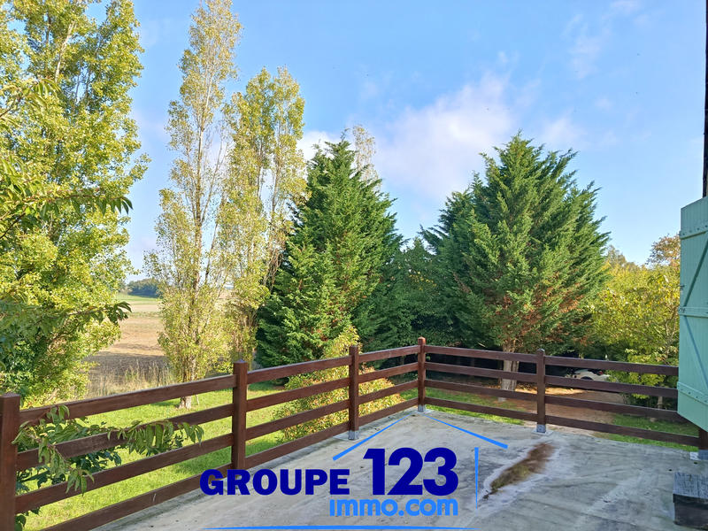 Maison - 203 m² - 5 pièces