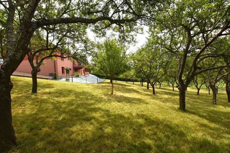 Maison - 183 m² - 10 pièces