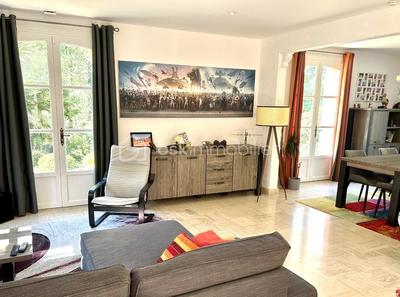 Maison - 135 m² - 7 pièces