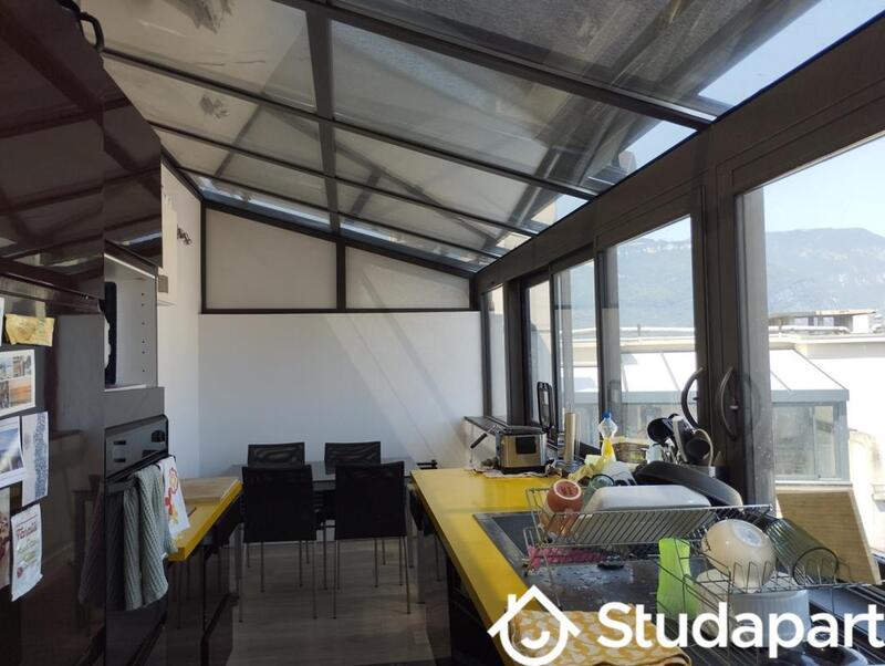 Chambre - 12 m² - 1 pièce