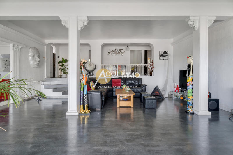 Maison - 160 m² - 5 pièces