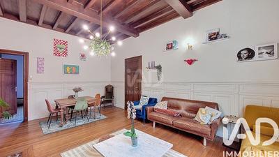 Maison - 232 m² - 7 pièces