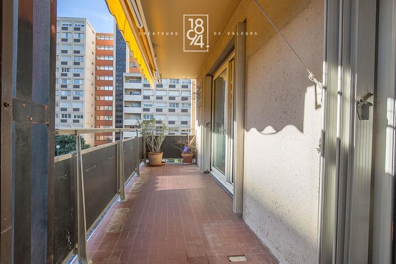 Appartement - 79 m² - 4 pièces