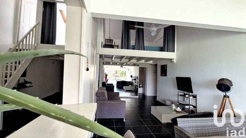 Appartement - 98 m² - 4 pièces