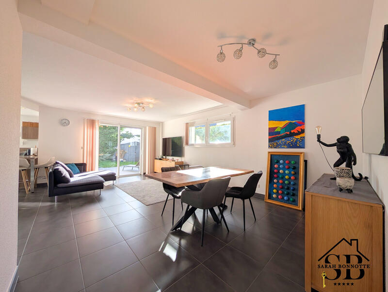 Maison - 100 m² - 5 pièces