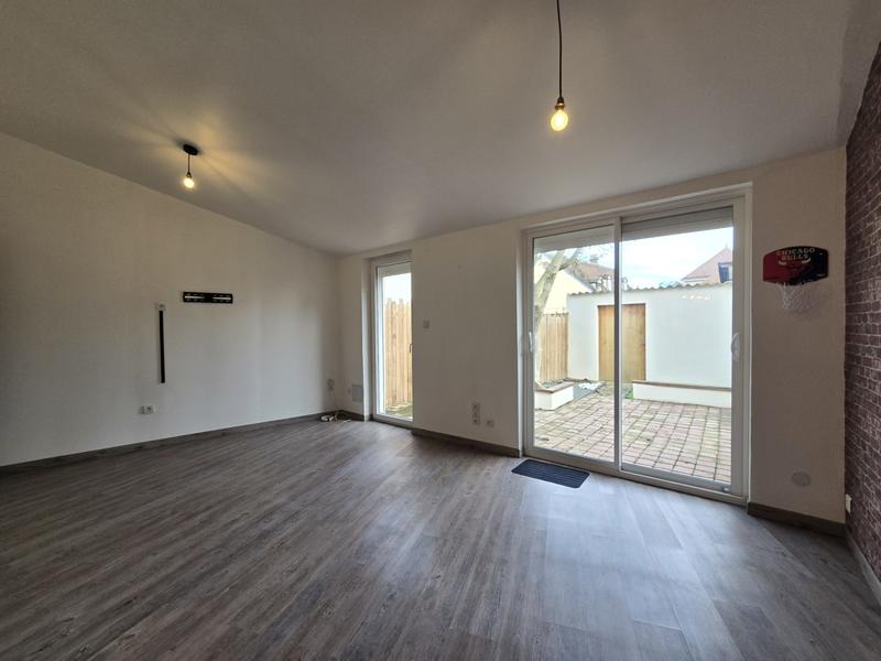 Maison - 97 m² - 5 pièces
