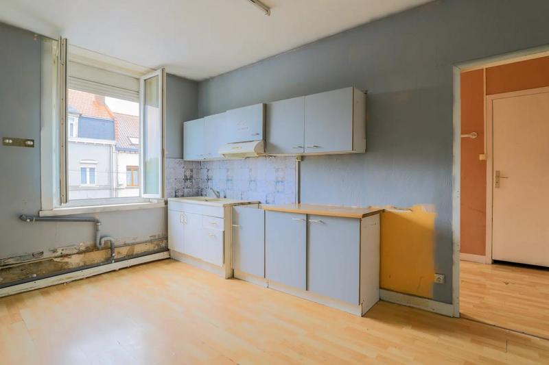 Maison - 200 m² - 15 pièces