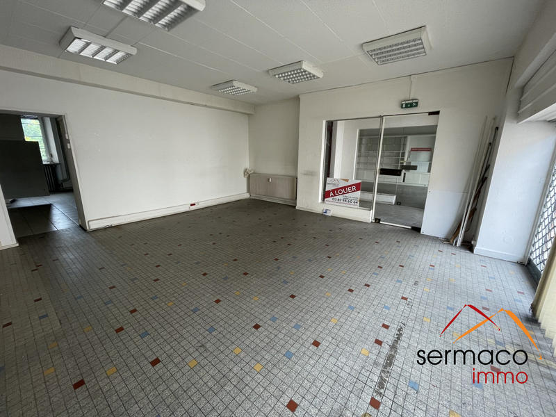 Local commercial - 88 m² - 3 pièces