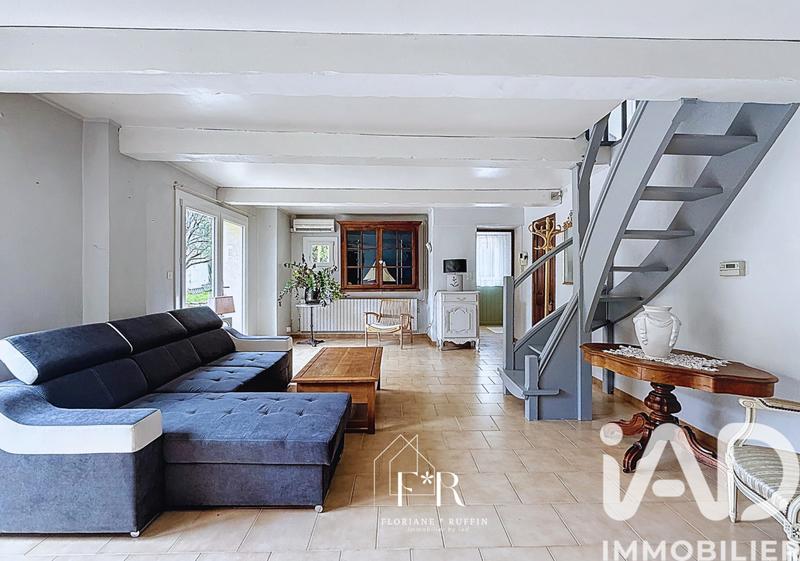 Maison - 226 m² - 6 pièces