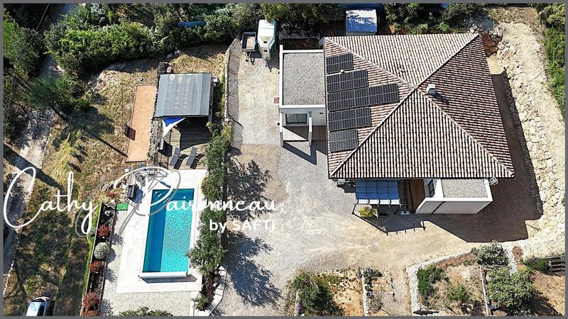 Maison - 147 m² - 6 pièces