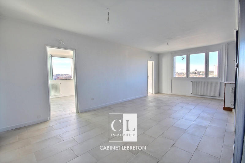 Appartement - 75 m² - 3 pièces