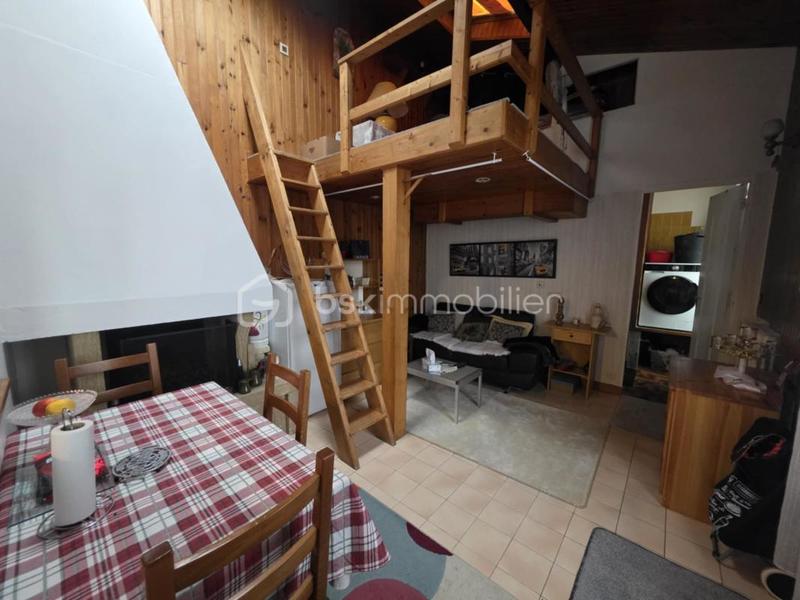 Immeuble - 116 m² - 7 pièces