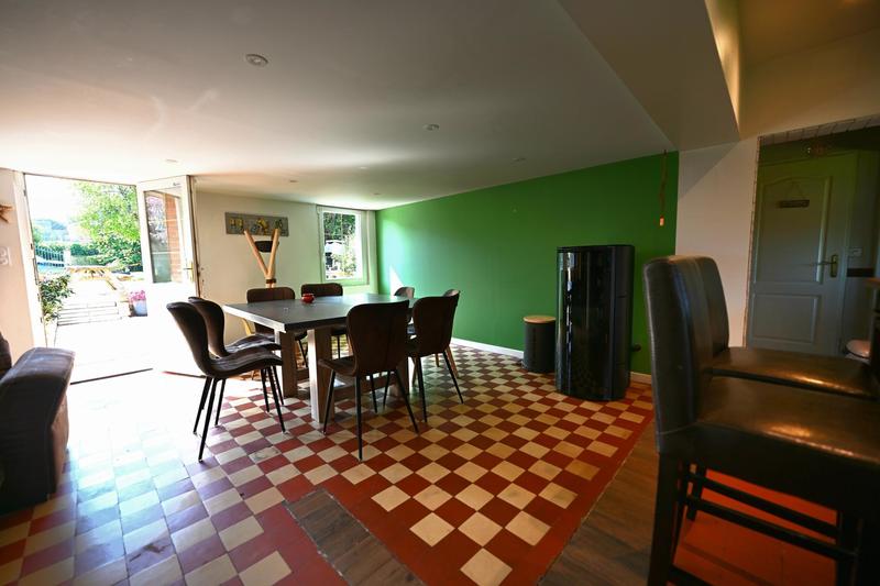 Maison - 90 m² - 3 pièces