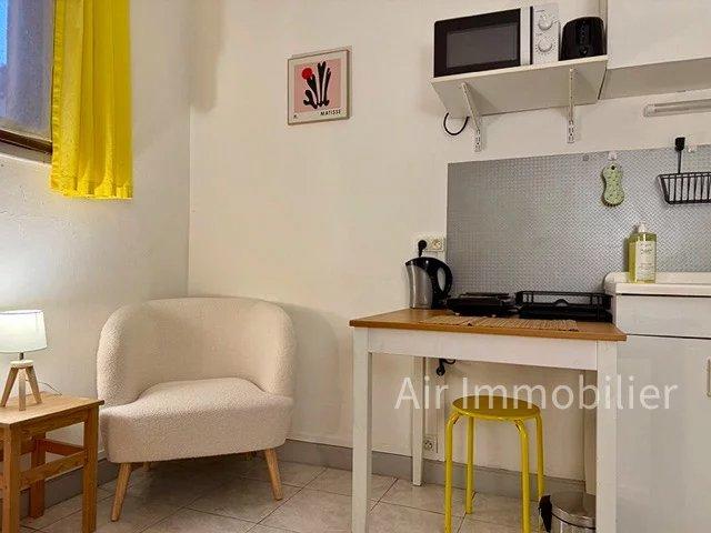 Appartement - 10 m² - 1 pièce