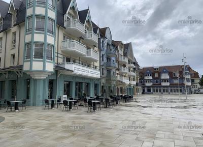 Local commercial - 97 m²