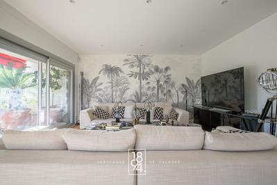 Appartement - 140 m² - 4 pièces