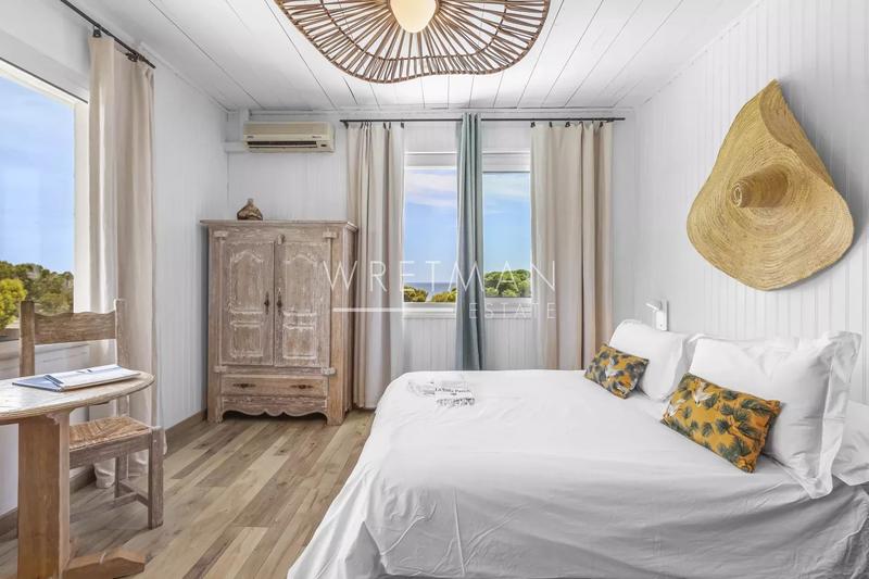 Maison - 515 m² - 12 pièces