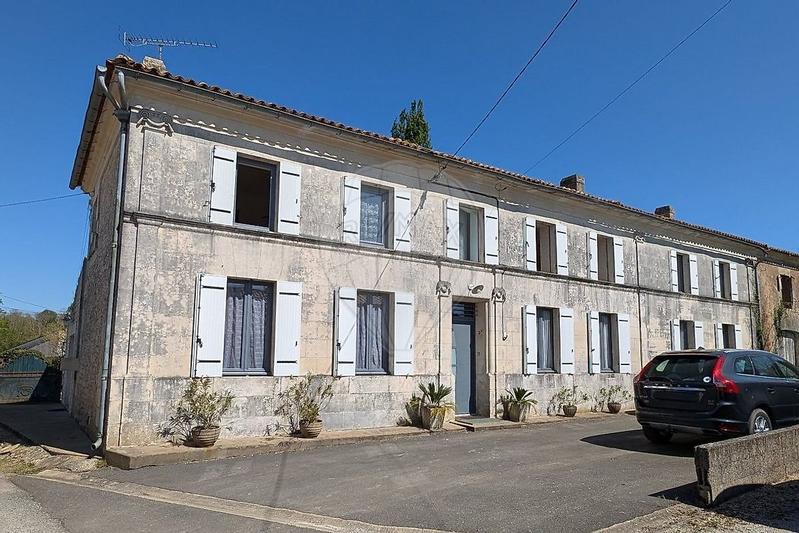 Maison - 210 m² - 9 pièces