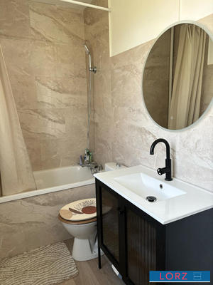 Maison - 96 m² - 5 pièces