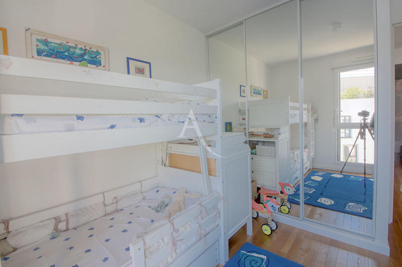 Appartement - 89 m² - 5 pièces