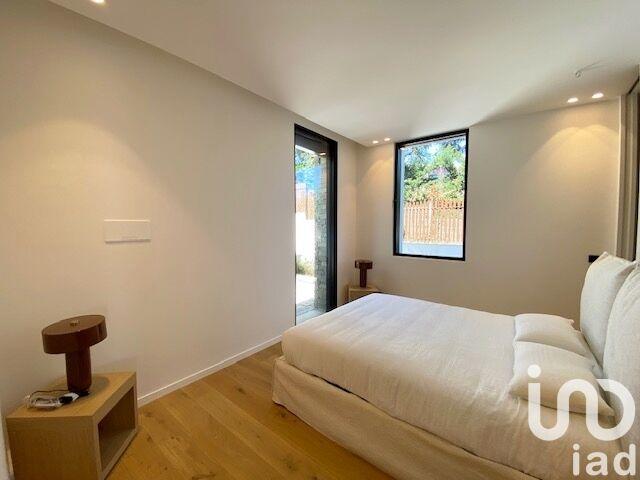 Maison de maîtres - 482 m² - 8 pièces