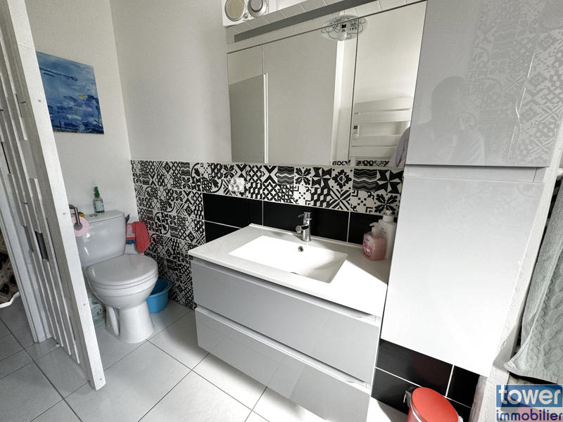 Maison - 102 m² - 4 pièces