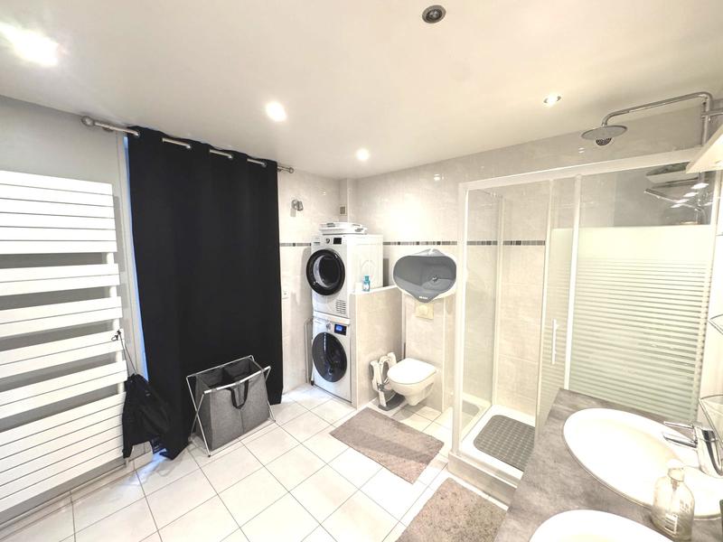 Maison ancienne - 378 m² - 9 pièces