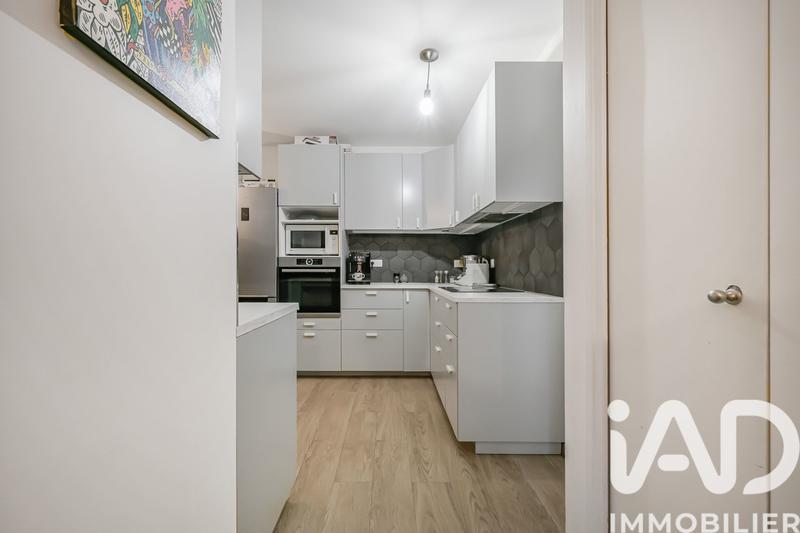 Appartement - 93 m² - 5 pièces