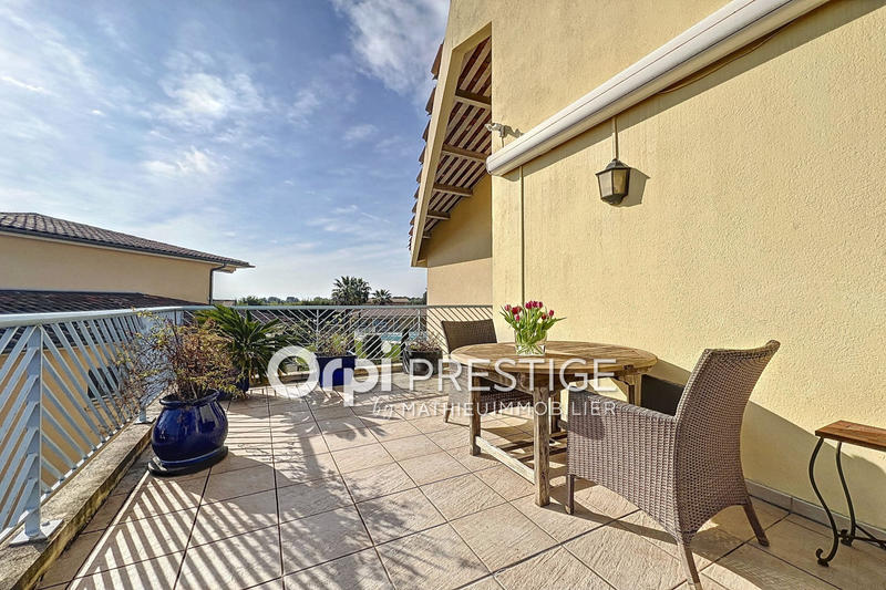 Appartement - 88 m² - 3 pièces