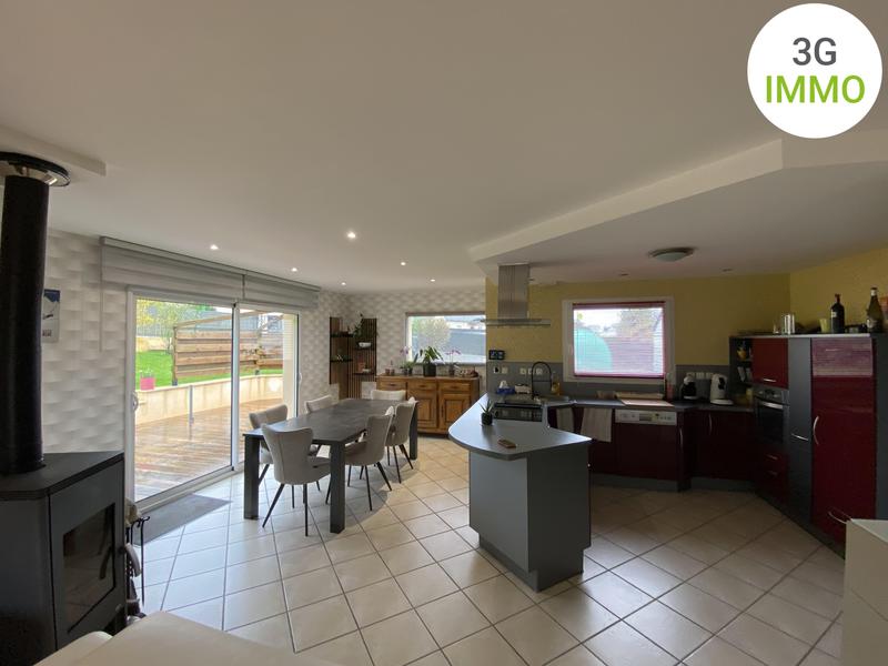 Maison - 105 m² - 6 pièces