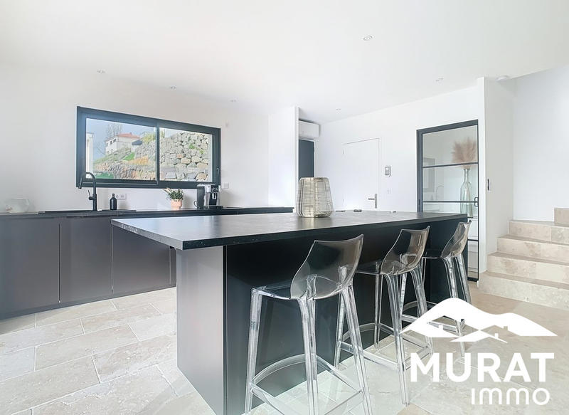 Maison contemporaine - 125 m² - 4 pièces