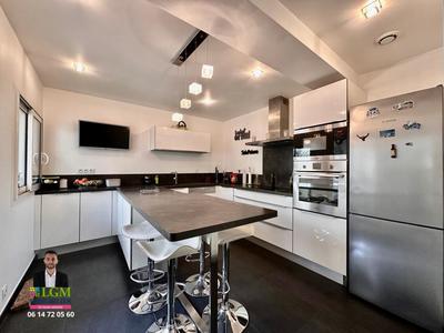 Maison - 119 m² - 4 pièces