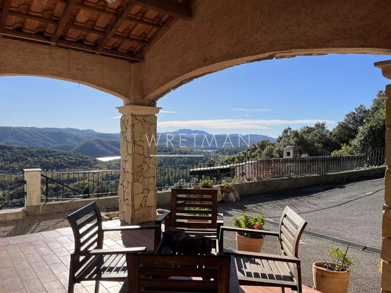 Villa - 131 m² - 6 pièces