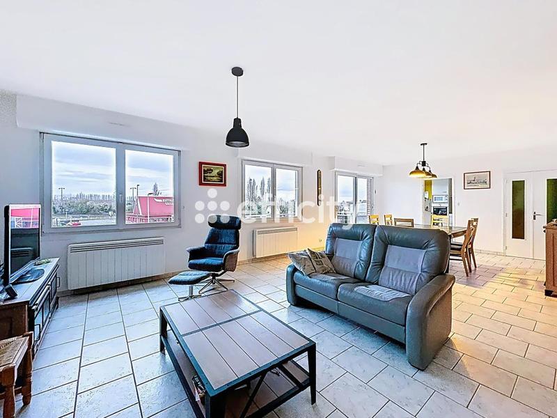 Appartement - 110 m² - 4 pièces