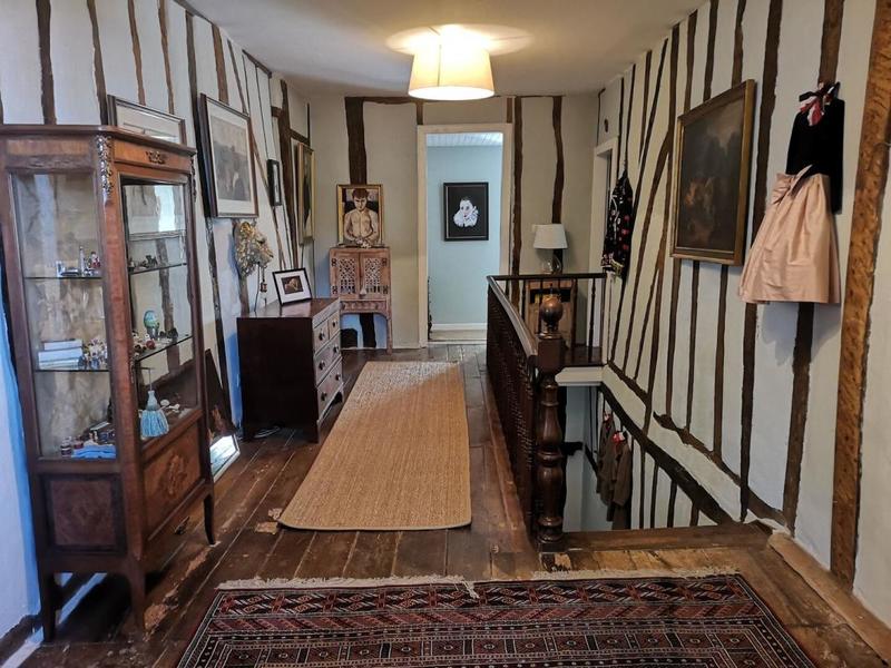 Propriété - 470 m² - 16 pièces