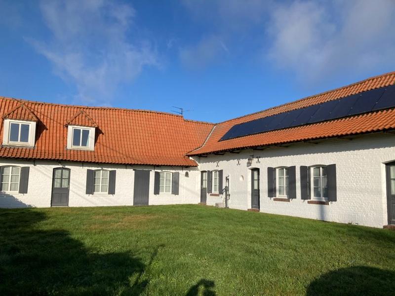 Maison - 220 m² - 7 pièces