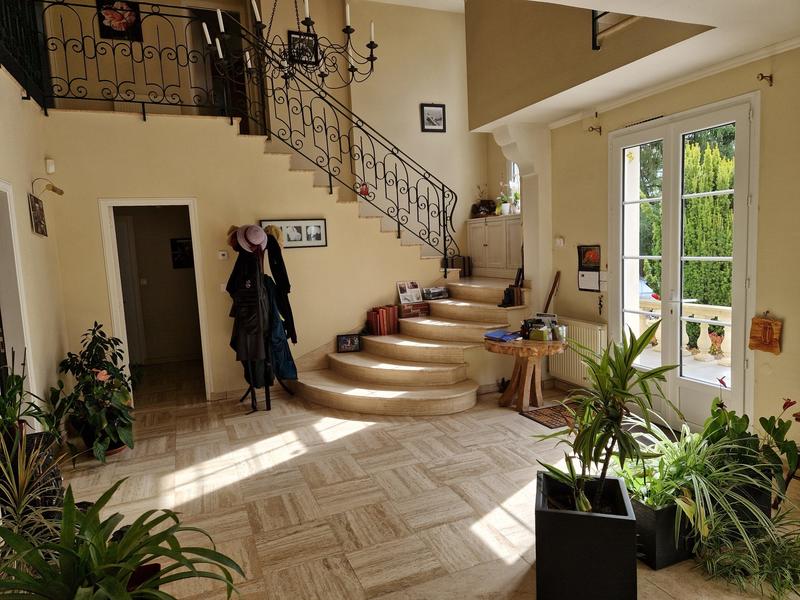 Maison - 185 m² - 7 pièces