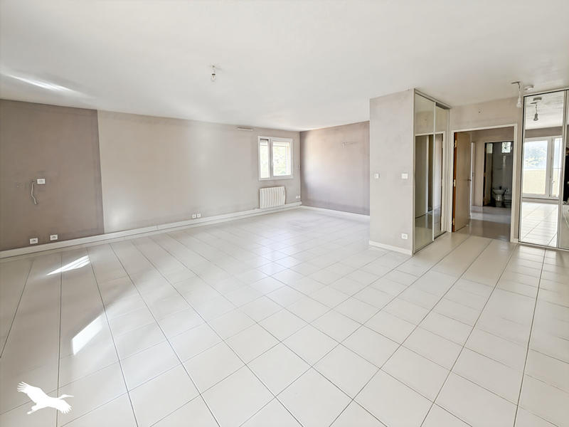 Appartement - 81 m² - 4 pièces