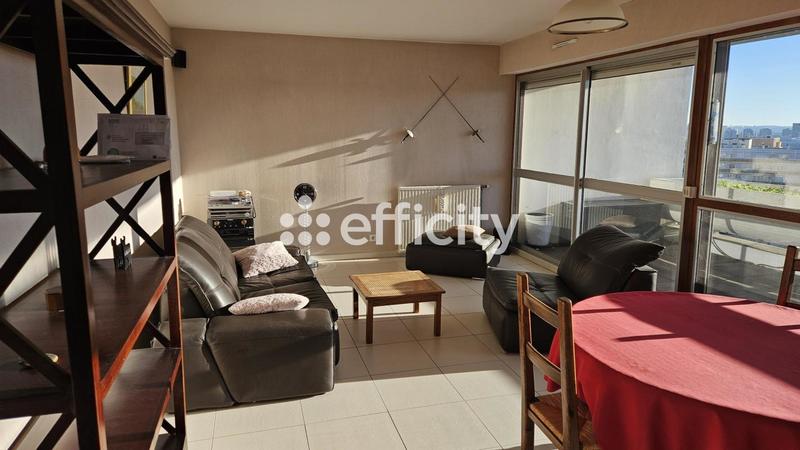 Appartement - 87 m² - 4 pièces