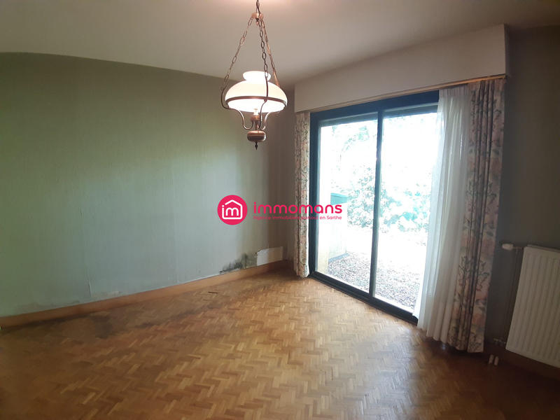 Maison - 180 m² - 8 pièces