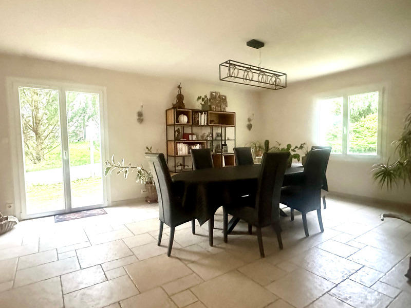 Maison - 163 m² - 6 pièces