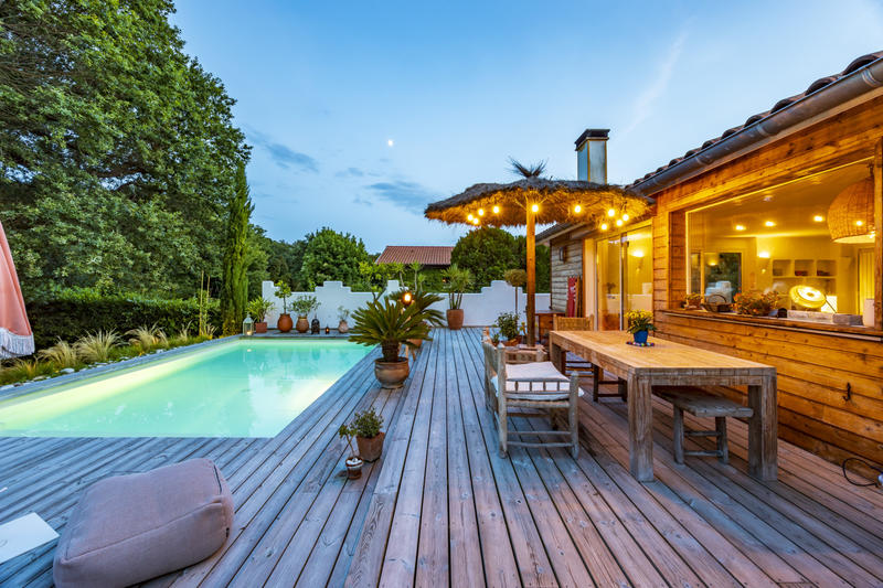 Villa - 260 m² - 5 pièces