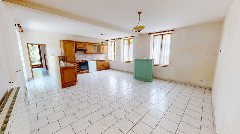 Maison - 104 m² - 6 pièces