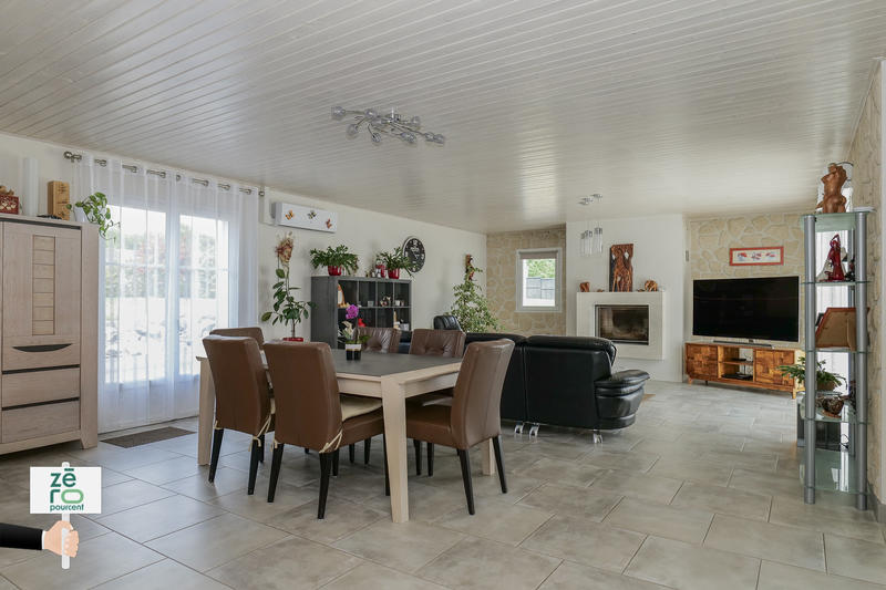 Maison - 159 m² - 7 pièces