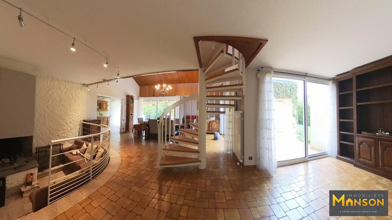 Maison - 150 m² - 6 pièces