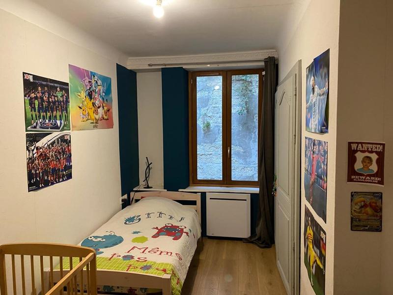 Appartement - 94 m² - 5 pièces