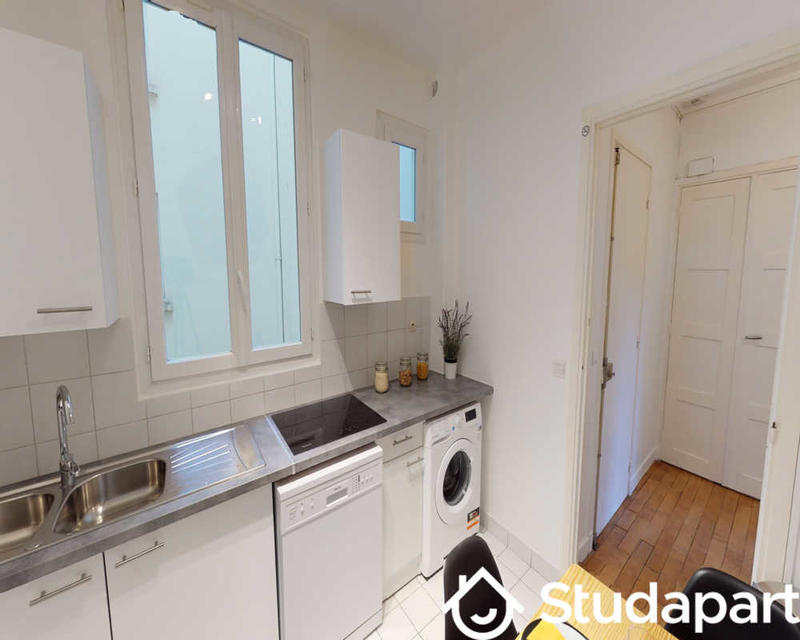 Chambre - 70 m² - 1 pièce