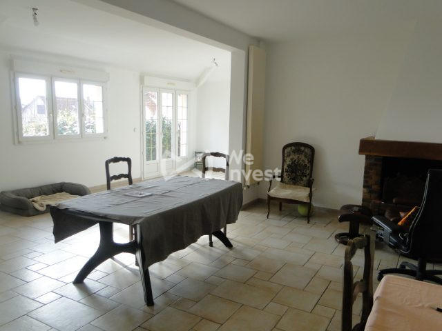 Maison - 137 m² - 7 pièces