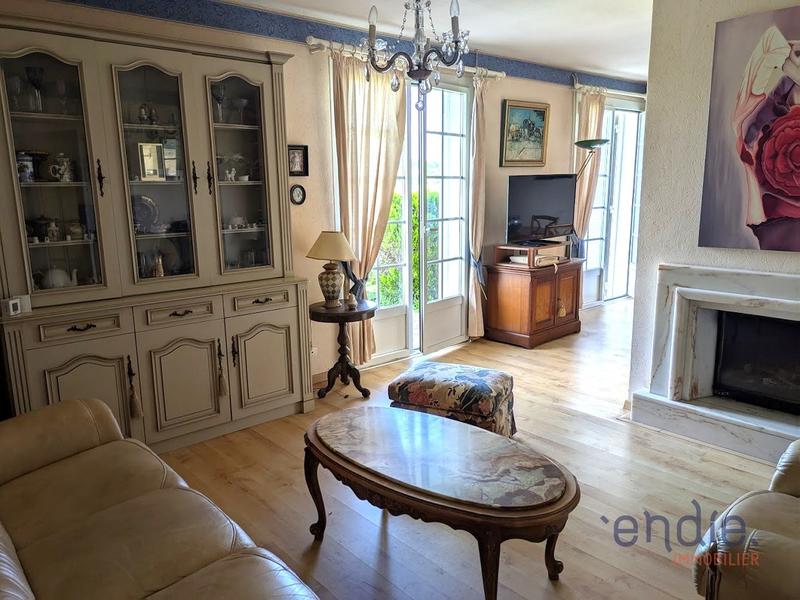 Maison - 120 m² - 8 pièces