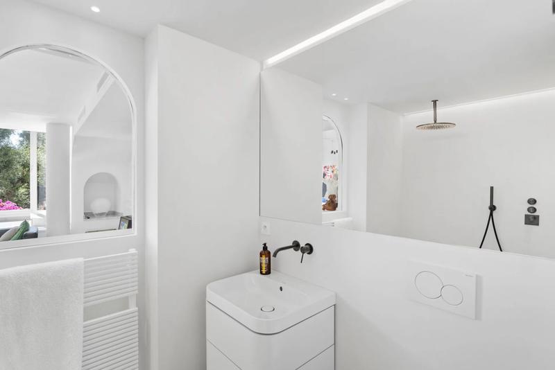 Appartement - 246 m² - 5 pièces